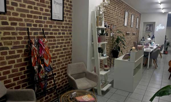 Glow Studio