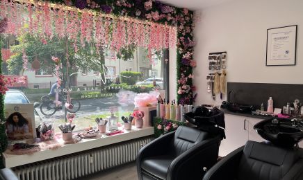 Nails, Lashes & Hair By Adriane: Kosmetikstudio in Dortmund
