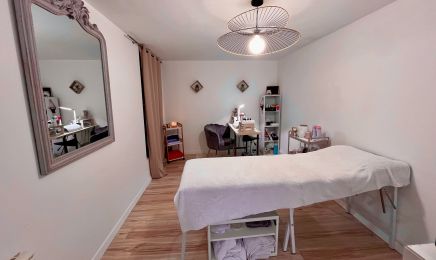 Beauté D' Sens  : Manucure à Guerlesquin