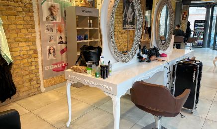 Hair Esthetic Barbershop: Friseur in Mainz