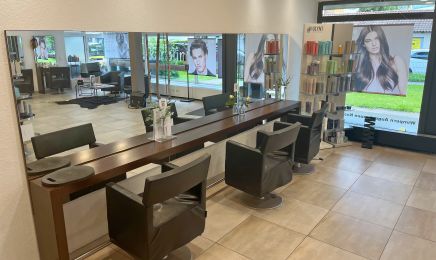 karolina hair & beauty: Friseur in Fellbach