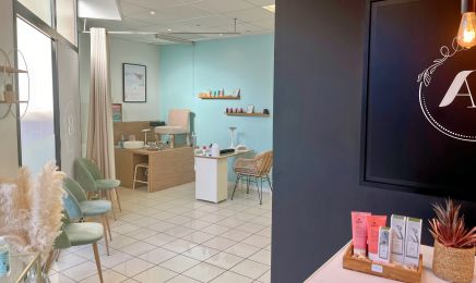 Arcades Beauté  : Manucure à Cholet