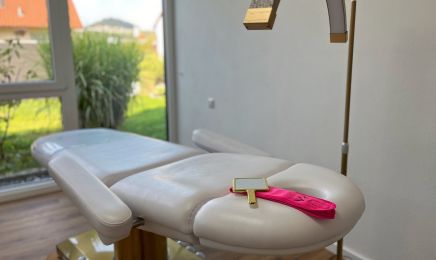 Julia’s Feinschliff: Kosmetikstudio in Ottenbach