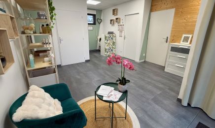 Source de beauté - Fanny  : Manucure à Aulnat