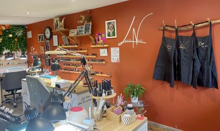 Lomety nails & co : Institut de beauté à Miramas