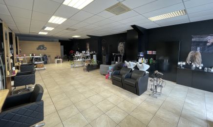 Silhouette Coiffure : Coiffeur à Bastogne