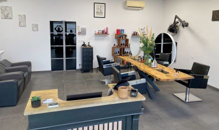 Apparence Coiffure - Montfort Le Gesnois : Coiffeur à Montfort-le-Gesnois