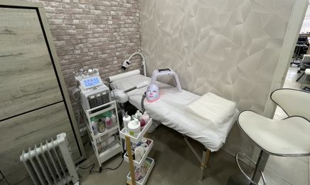Wim Beauty Esthétique & Coiffure  : Manucure à Anderlecht