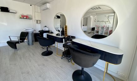 LAYANAILS | Esthétique Coiffure : Coiffeur à Carros