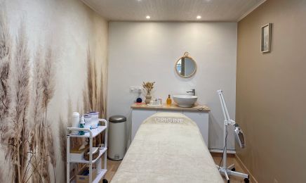 MT BEAUTÉ : Manucure à Chaumont