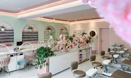 Smile Beauty & Nails: Kosmetikstudio in Wedel