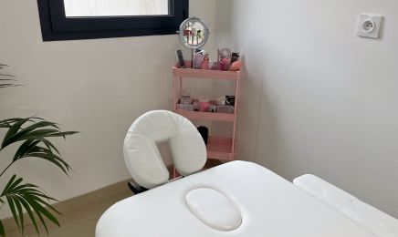Le Salon By Fafani : Institut de beauté à Sartrouville