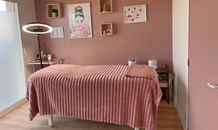 Alison Beauté : Manucure à Brens