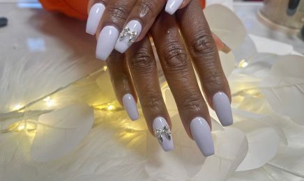 Glow up Nails & Beauty : Institut de beauté à Melun