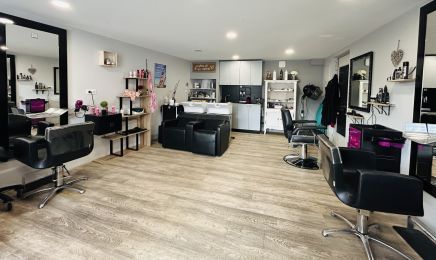 Vaness Design Tiff : Coiffeur à Les Coteaux Périgourdins
