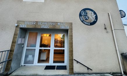 Chez PH atelier esthétique  : Institut de beauté à Pelousey
