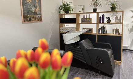 Haarwerk By Patrizia Ernst: Friseur in Reinhardshagen