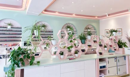 Smile Beauty & Nails: Kosmetikstudio in Wedel