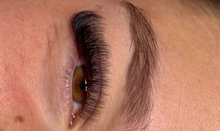 Fadoua Cils : Institut de beauté à Saint-Laurent-de-la-Salanque