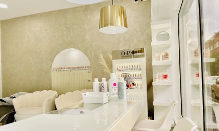 Mon moment beauté : Manucure à Courbevoie