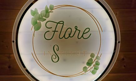 Flore institut : Manucure à Bonson