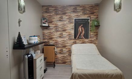 L’Instant Centre Esthétique Mixte : Manucure à Angoulême