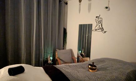 B&B institut Ongles et massage bien-être  : Manucure à Saulzet le chaud
