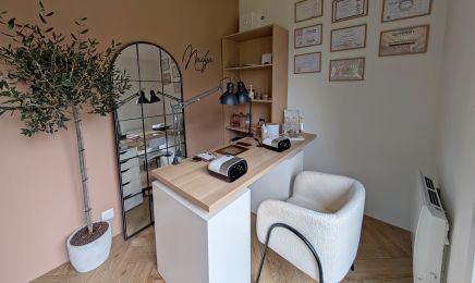 Nailya : Manucure à Brandérion