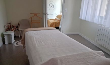 Studio de Massage OM : Institut de beauté à Châteauroux