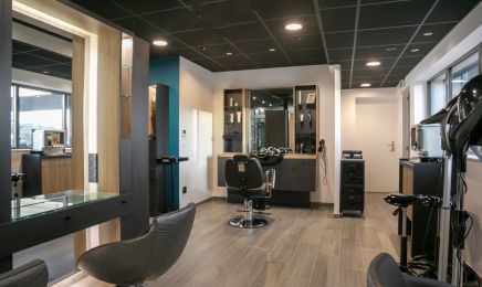 Salon Sandro Léandre : Barbier à Saint-Contest