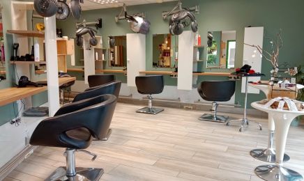 Pause coiffure  : Coiffeur à La Chevrolière