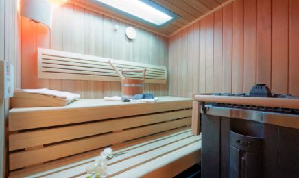NaturoSpa institut Laetitia : Manucure à Chaumont