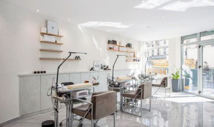 M Plus : Manucure à Paris