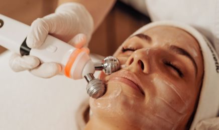 Maison Hadella : Coiffeur à Hyères