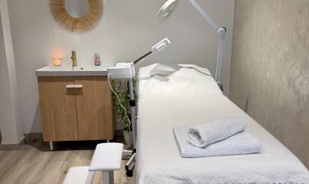 Mode Coiffure / Concept beauty  : Manucure à Sarcelles