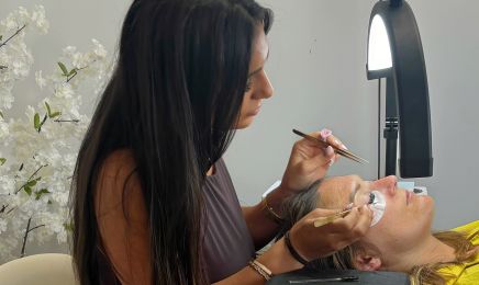 Beauty by Clara • MNK Nails : Coiffeur à Saint-Vincent-de-Tyrosse