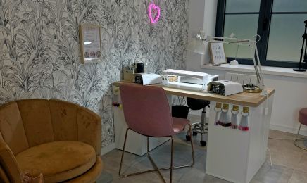 Au comptoir de Janna  : Manucure à Le Chambon-Feugerolles