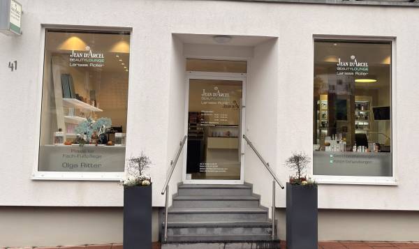 JEAN D'ARCEL Beauty Lounge Larissa Roller