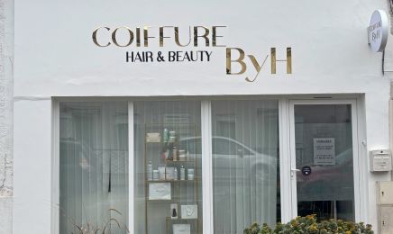 Coiffure By H  : Coiffeur à Ambarès-et-Lagrave