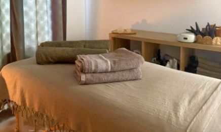 Mains en or : Institut de beauté à Oullins-Pierre-Bénite