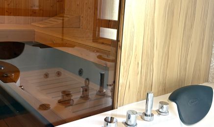 Yvalice | Salon de Beauté  : Manucure à Remouillé