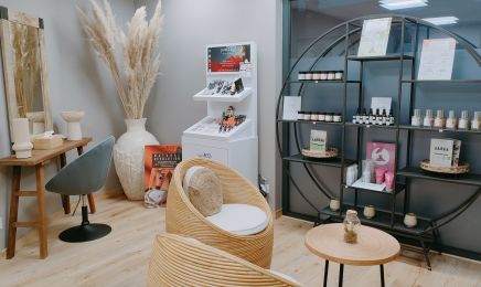 Un peu d’Elles  : Coiffeur à Creysse
