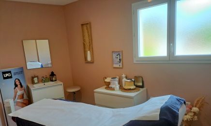 Le Cocon des Filles : Institut de beauté à Iteuil