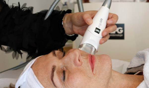 BeautyCase EliteCosmetics - Fatma Özdemir