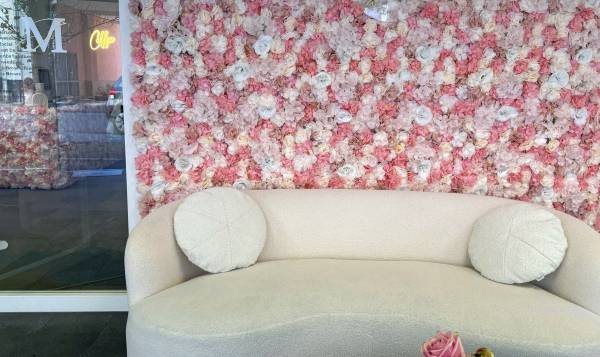 TAKE A GLOW COSMETICS BY M • J