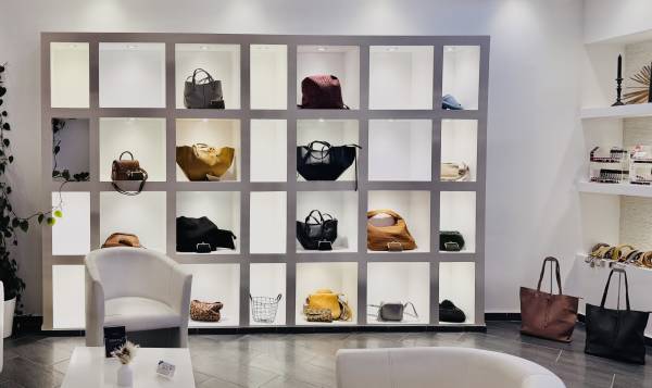 Xristina's Nail & Beauty Lounge