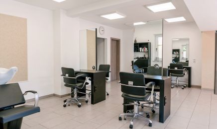 Pretty Hair Saterland: Kosmetikstudio in Saterland