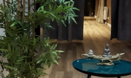  AURA SPA : Manucure à Apprieu