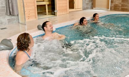 Avel Arvor - SPA privatif : Spa à Plouézec