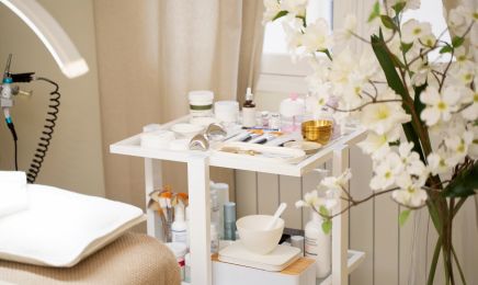 Maison KURE : Institut de beauté à Montfort-l'Amaury